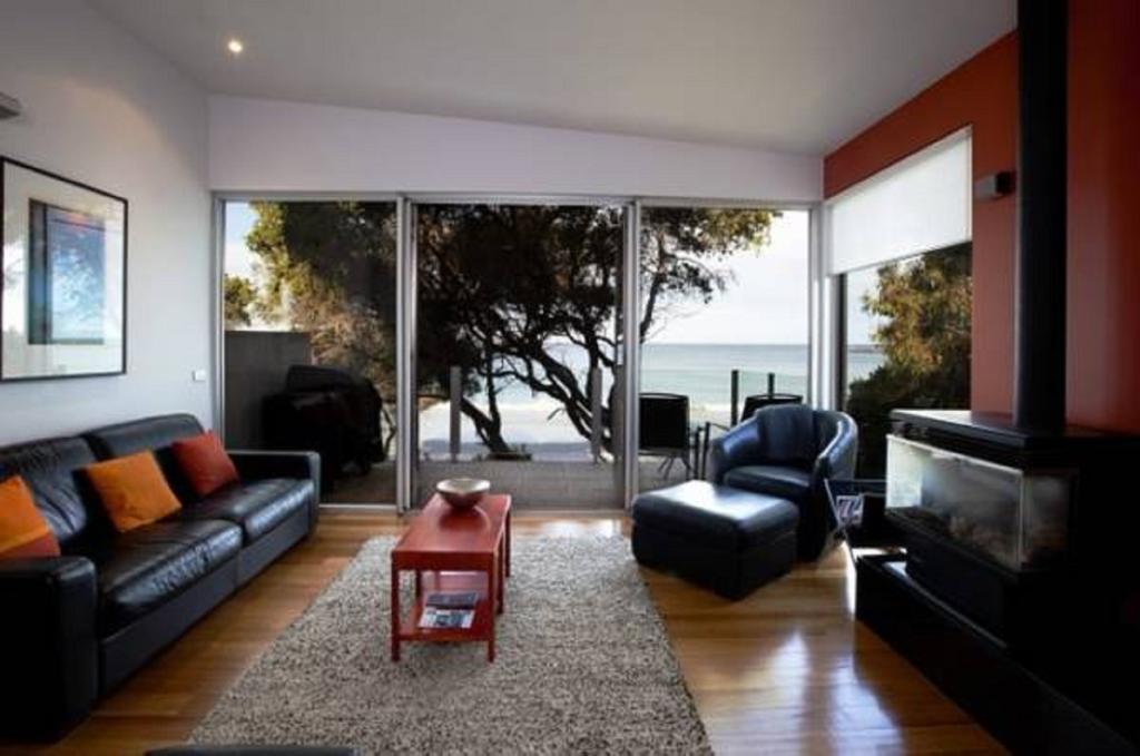 Battery Cove Beach Front Apartment Port Fairy Room photo
